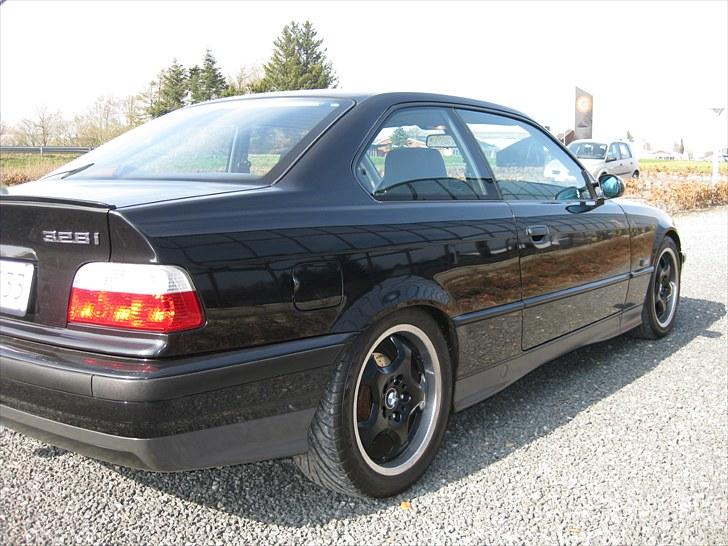 BMW 328i coupe billede 1