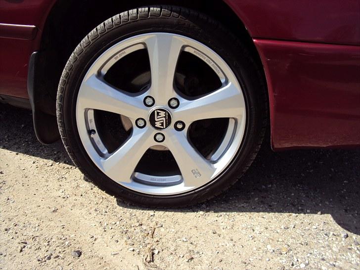 Mazda 626 GE (SOLGT) billede 7