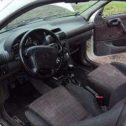 Opel Corsa B 1,4 Sport {SOLGT 