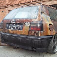 VW Golf 3 - "Rotten"
