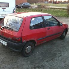 Renault clio 1.2 RL     "SOLGT"