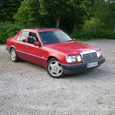 Mercedes Benz 124 300d