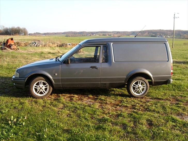Ford escort van "solgt" billede 1