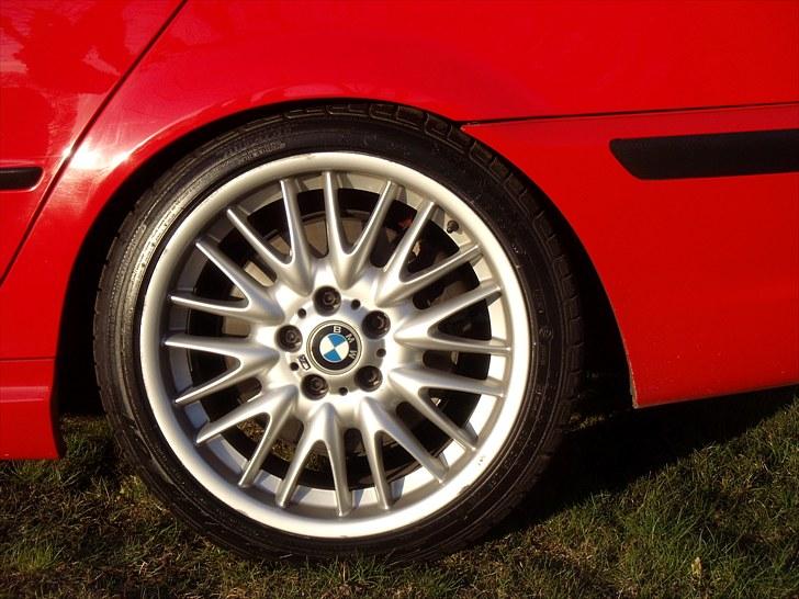 BMW 330d SOLGT billede 17