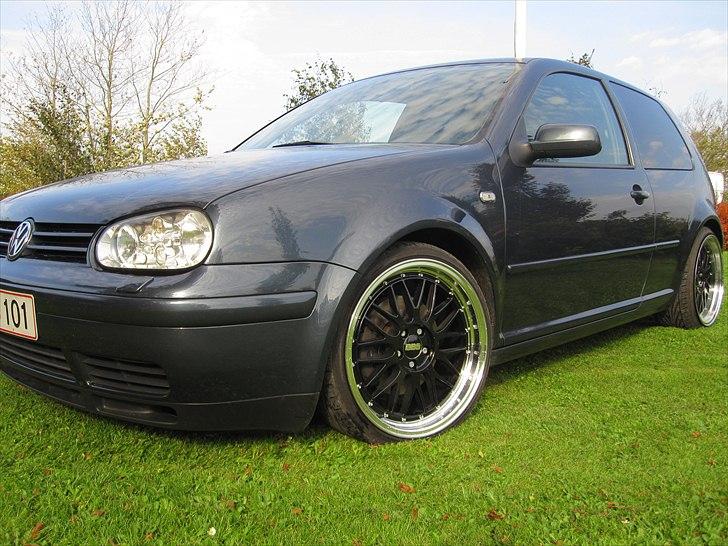 VW Golf 4 V5 highline SOLGT - som den ser ud nu billede 2