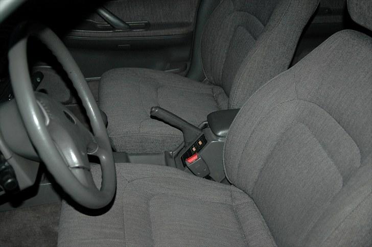 Subaru Legacy 2.2 GX 4x4 - Grå stof kabine billede 16