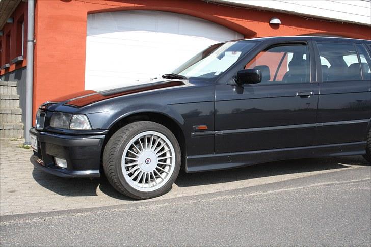 BMW e36 320i Touring Stjålet billede 19