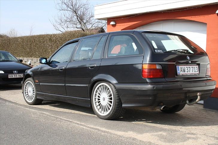 BMW e36 320i Touring Stjålet billede 20