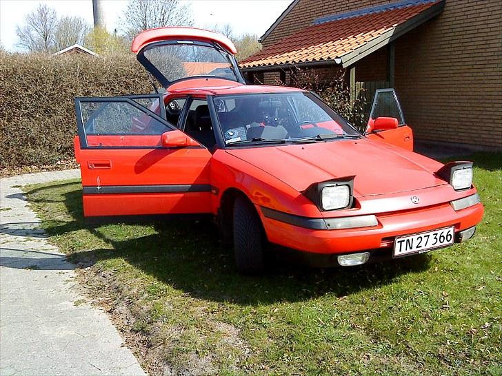 Mazda 323F 1,6 GLX SOLGT :( billede 14