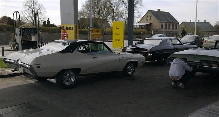 Buick Skylark Custom Coupe  - På tanken med Bue og Taulov 24/4-2010 (Før sænkning) billede 6