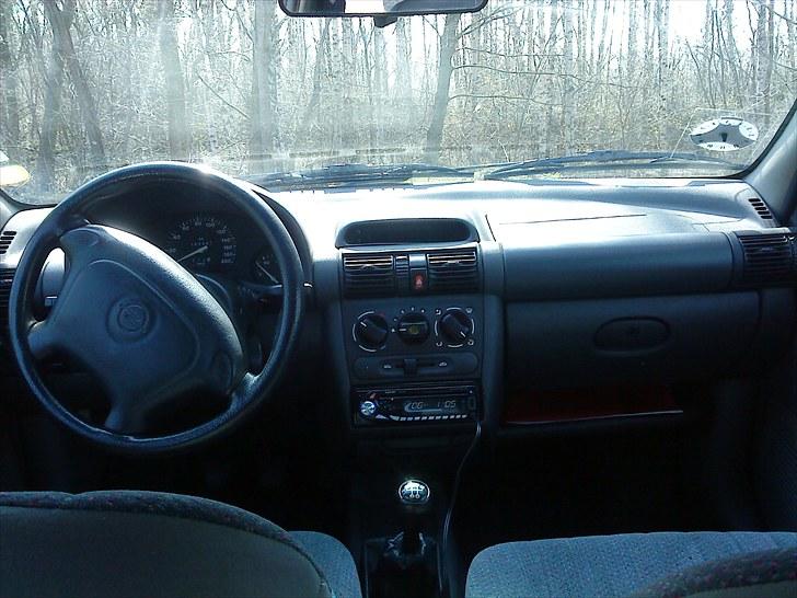 Opel corsa b 1993 billede 8