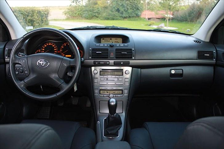 Toyota Avensis billede 3