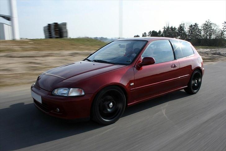 Honda Civic 1,6 VTI Solgt billede 18