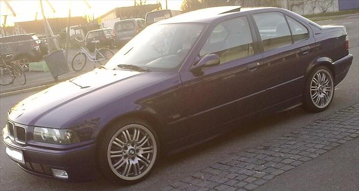 BMW E36 Sedan billede 7