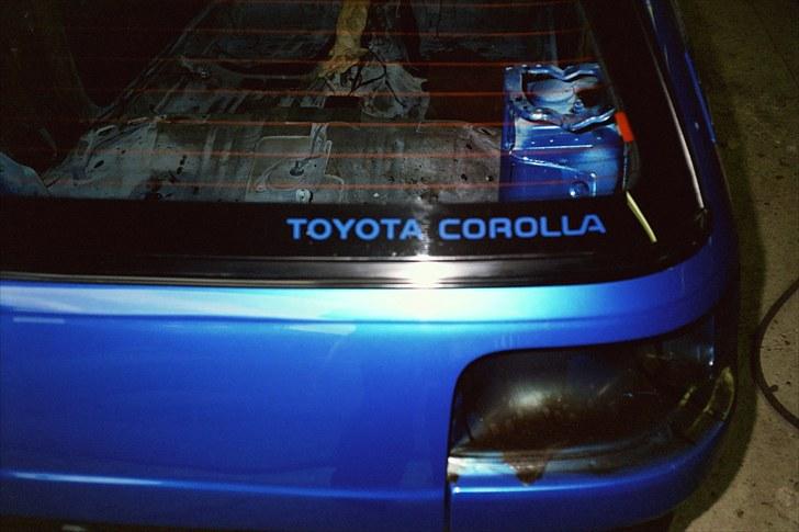 Toyota Corolla S-serie TIL SALG! - Også i den anden side - farven er blå :o) billede 7