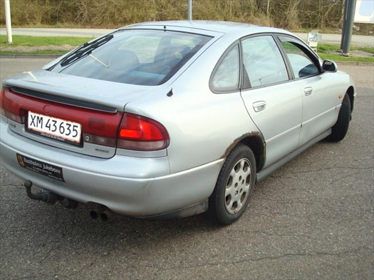 Mazda 626 2,5 v6 gt skrottet billede 5