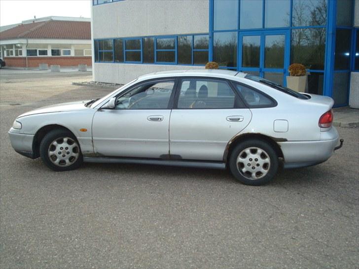 Mazda 626 2,5 v6 gt skrottet billede 8