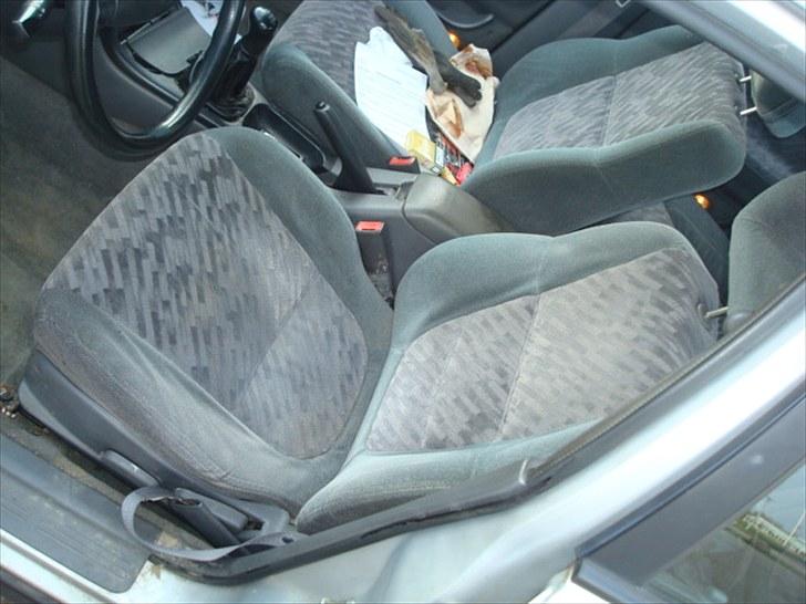 Mazda 626 2,5 v6 gt skrottet billede 9