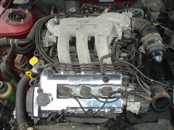 Mazda 626 2,5 v6 gt skrottet billede 13
