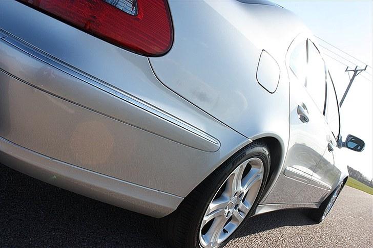 Mercedes Benz E 280 CDI Avantgarde billede 8