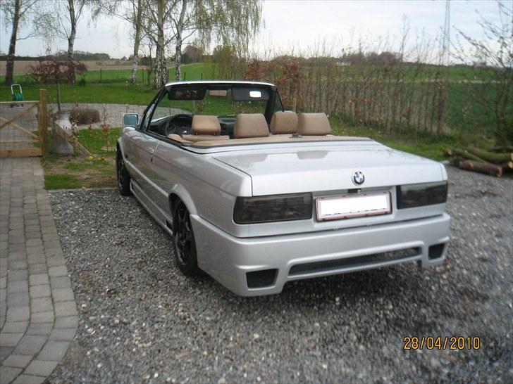 BMW 325 i cab til salg  billede 9