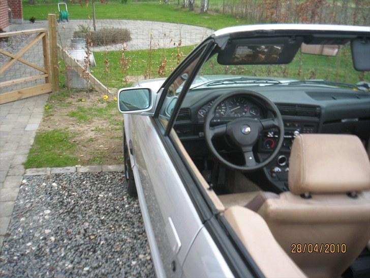 BMW 325 i cab til salg  billede 12