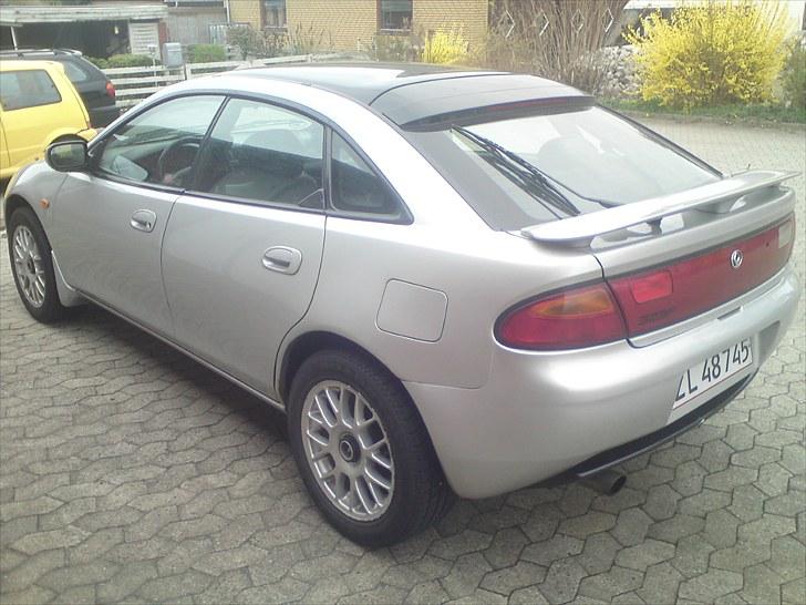 Mazda 323 F ba ***SOLGT*** billede 1