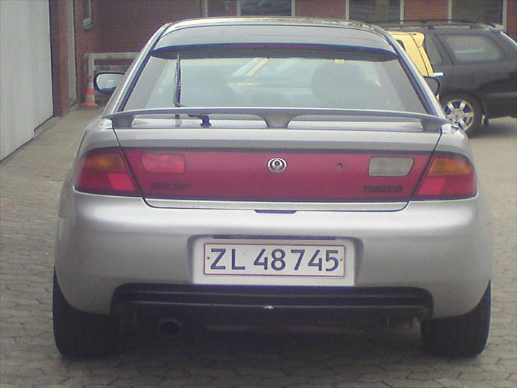 Mazda 323 F ba ***SOLGT*** billede 2