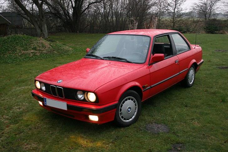 BMW E30 318iS billede 2
