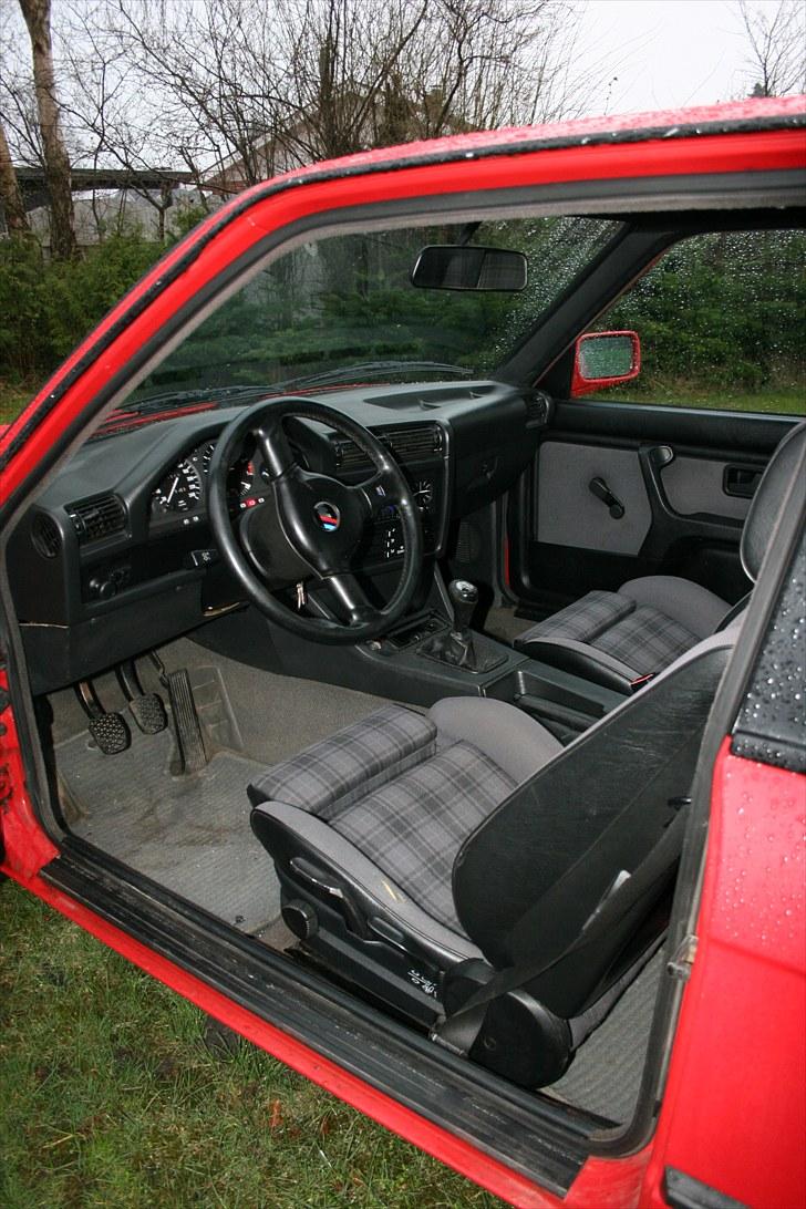 BMW E30 318iS billede 9