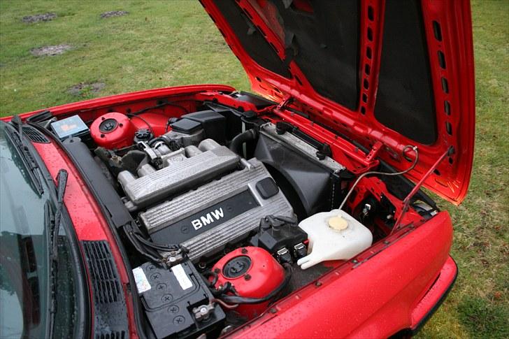 BMW E30 318iS billede 13