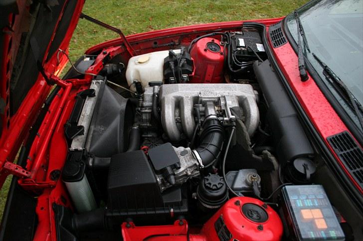 BMW E30 318iS billede 14