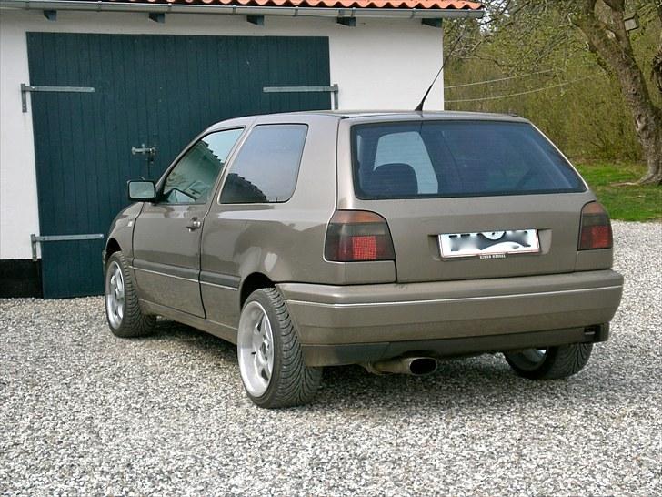 VW Golf 3 (solgt) billede 1