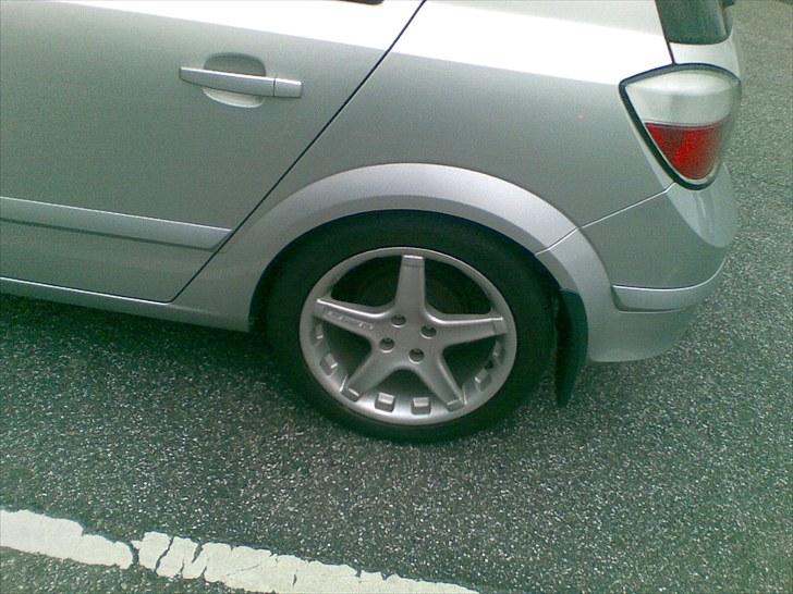 Opel astra h solgt - synes det pynter billede 10