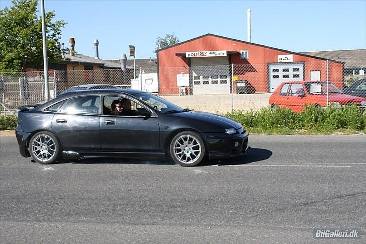 Mazda 323F BA 1,8L billede 2