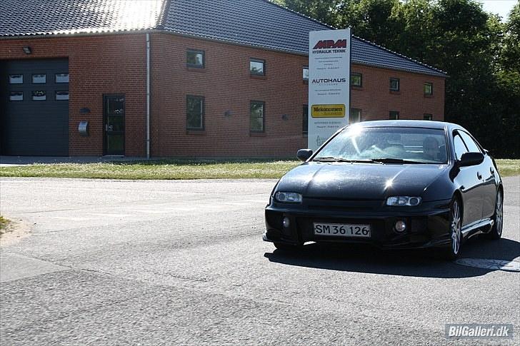 Mazda 323F BA 1,8L billede 1