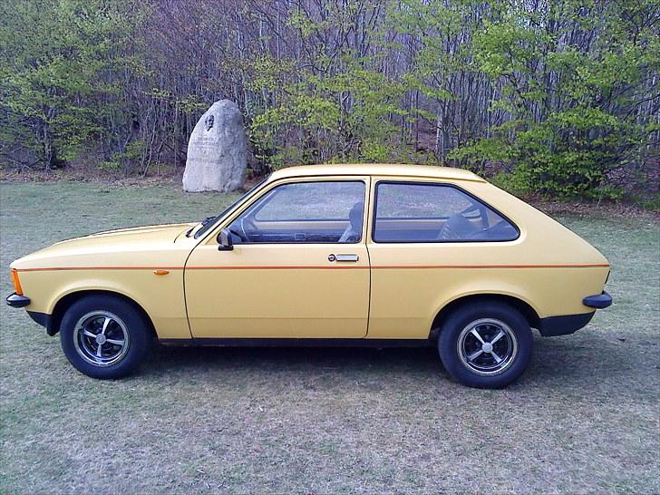 Opel kadett c city solgt  - fra siden a  billede 2