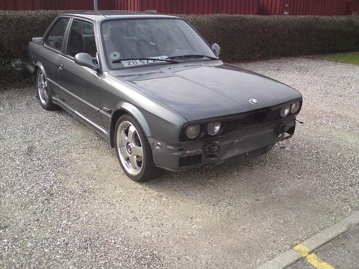 BMW 320i billede 4