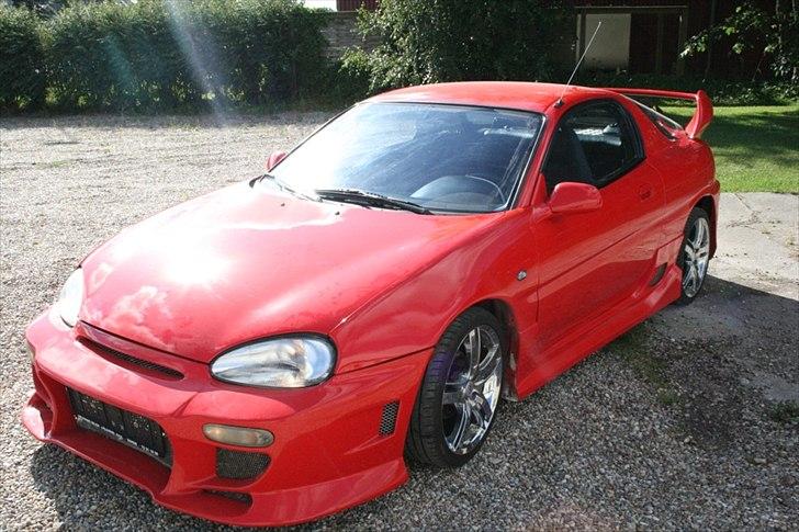 Mazda MX-3 billede 2