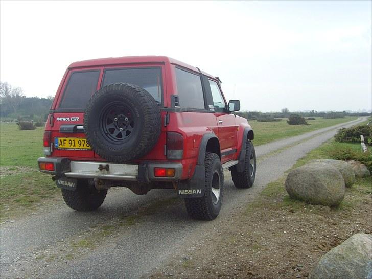 Nissan patrol gr billede 4