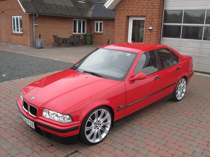 BMW E36 320I billede 1