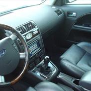 Ford Mondeo Ghia X
