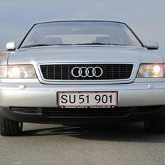 Audi A8 4,2 V8 Quattro