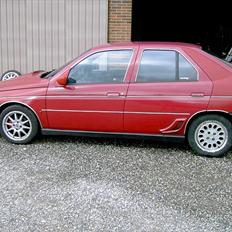 Alfa Romeo 155 