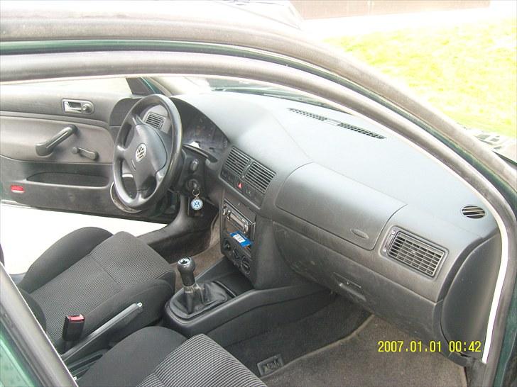 VW Golf (SOLGT) billede 9