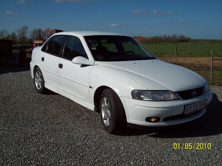 Opel Vectra B billede 1