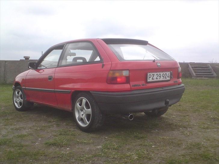 Opel Astra F  GL 1,6i [Tidl. bil] billede 5