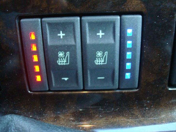 Ford Mondeo Ghia X - Varme/køling i sæder billede 12