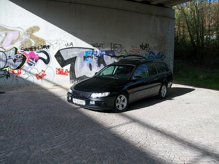 Opel Omega B Sport ***Solgt*** billede 1