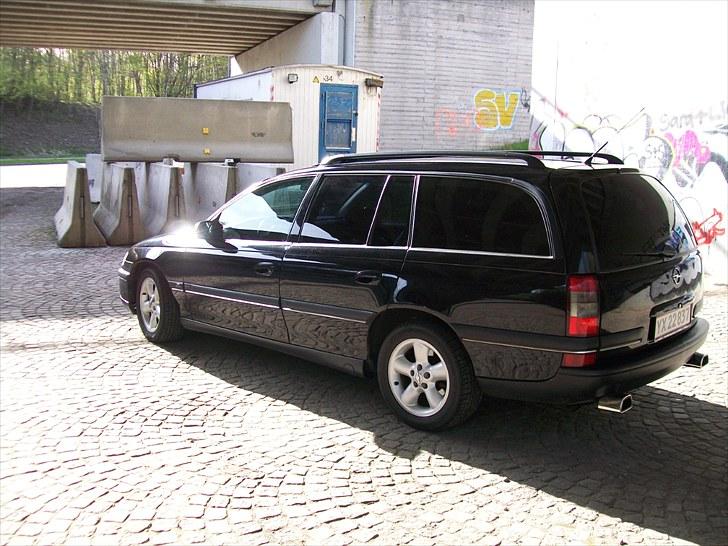 Opel Omega B Sport ***Solgt*** billede 3
